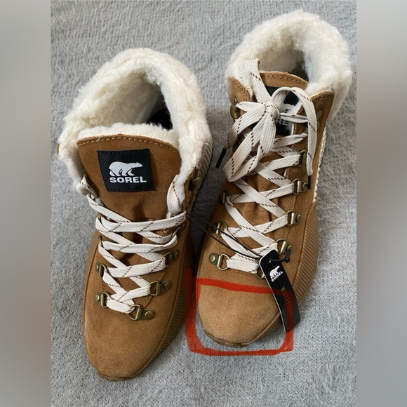 SOREL • Out-N-About III Conquest Waterproof Suede Booties • Camel Brown - Picture 13 of 16